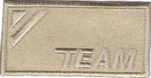 RETTANGOLO SCAMOSCIATO CON SCRITTA TEAM