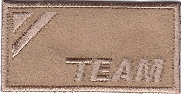 RETTANGOLO SCAMOSCIATO CON SCRITTA TEAM