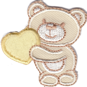 ORSACCHIOTTO CON IN MANO UN CUORE